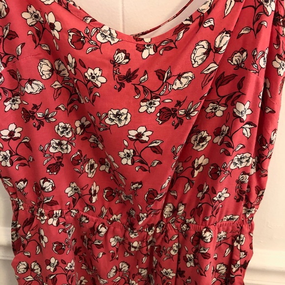 Coral Floral Romper with Pockets, Cute Back - Picture 2 of 5
